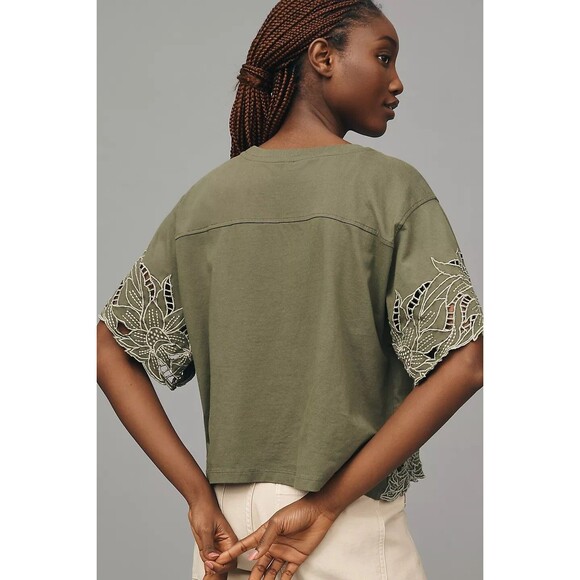 By Anthropologie Boxy Cutwork Tee Blouse Top Floral Embroidered Cotton S 280424 - Picture 2 of 10
